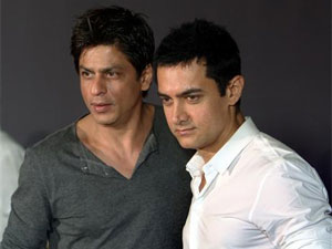 Shahrukh khan and Aamir Khan together in Bombay Talkies Shahrukh khan and Aamir Khan together in Bombay Talkies