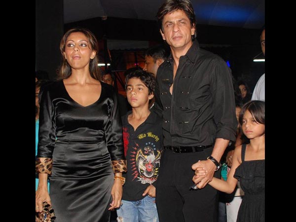 Shahrukh With His Family Shahrukh With His Family