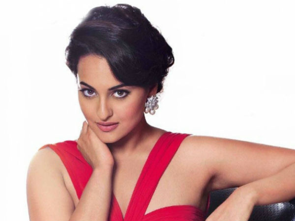 Sonakshi Sinha feels that she and her mother, Poonam Sinha, are misfits in their Family why? Sonakshi Sinha feels that she and her mother, Poonam Sinha, are misfits in their Family why?