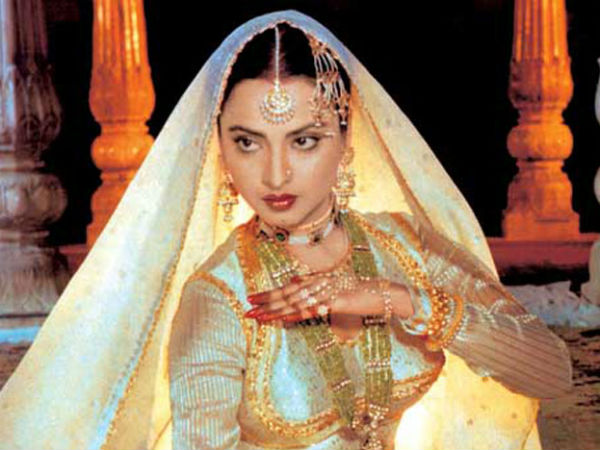 Beautiful Rekha, who turns 59 today, is really Hot.. Beautiful Rekha, who turns 59 today, is really Hot..