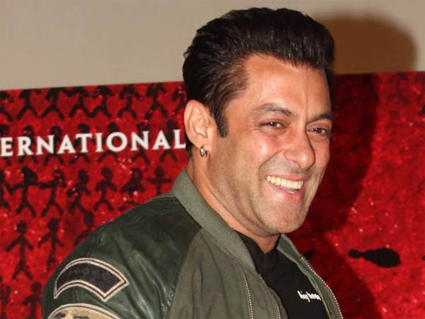 Salman Khan give Jai Ho unique promotional activity credit to Aamir Salman Khan give Jai Ho unique promotional activity credit to Aamir