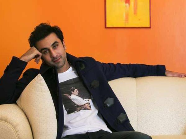 At Bombay Velvet set a photographer was manhandled At Bombay Velvet set a photographer was manhandled