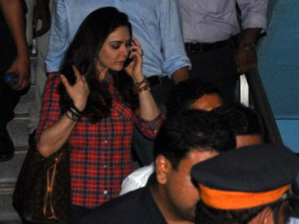 Saw bruises on Preity Zinta's arm, says key witness of moleste case Saw bruises on Preity Zinta's arm, says key witness of moleste case
