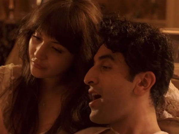 Bombay Velvet first trailer is flop or Hit see critics review Bombay Velvet first trailer is flop or Hit see critics review