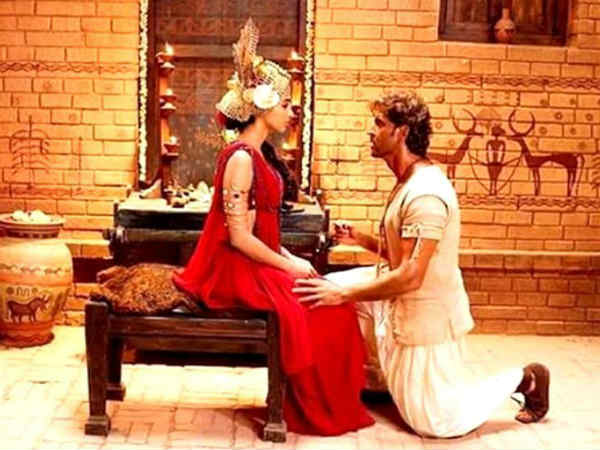 Rustom Vs Mohenjodaro Advance Booking reports