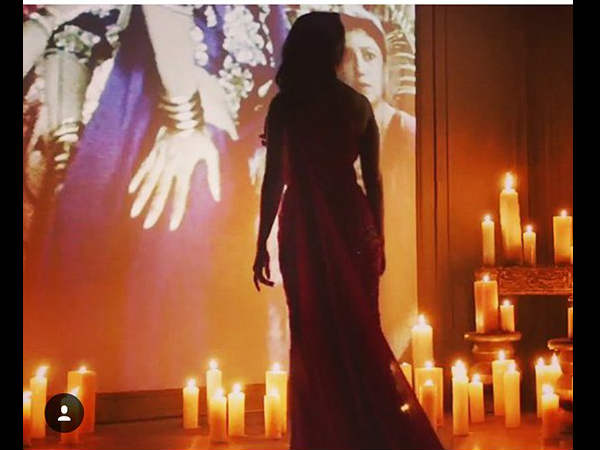 Shahrukh Khan in an ad