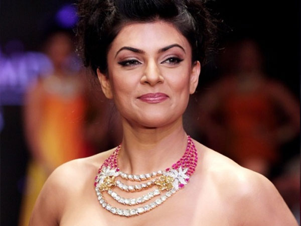 Bollywood Couple break up