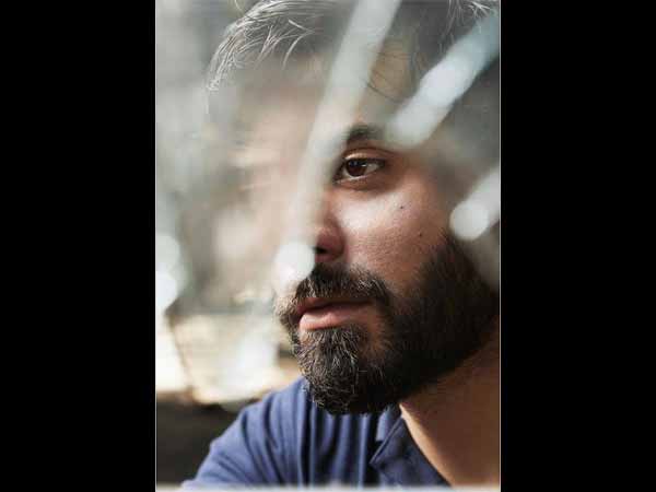 Fawad Khan super hot pics