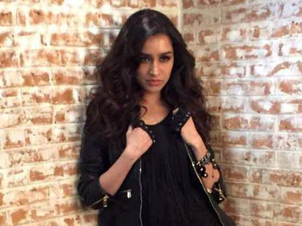 Bollywood actresses fees