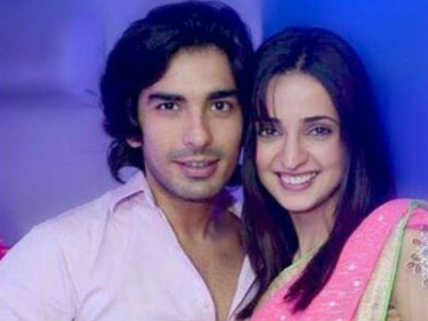 Sanaya-Mohit