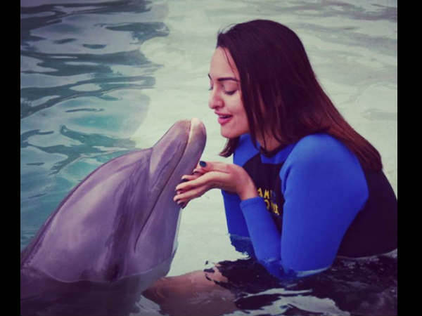 Sonakshi Sinha Sonakshi Sinha