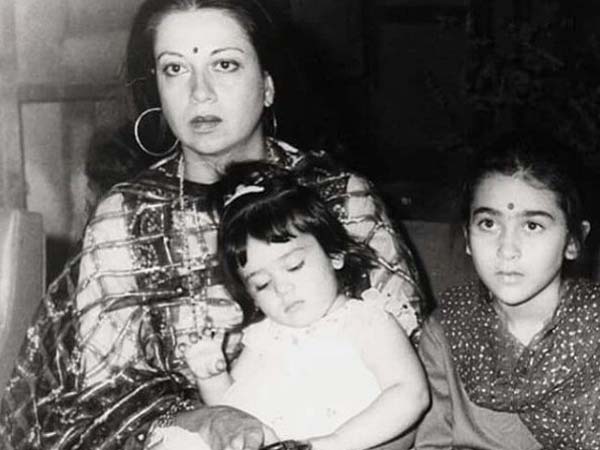 kareena kapoor childhood pics