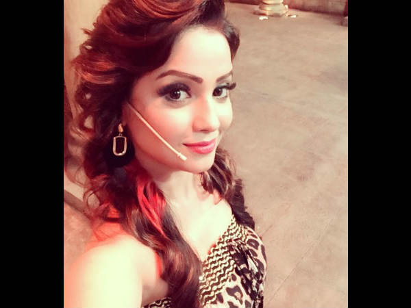 Adaa Khan
