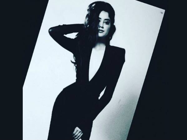 is-jahnvi-kapoor-s-sairaat-remake-shelved