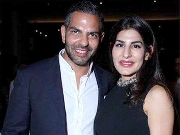 karisma-kapoor-ex-husband-sanjay-kapur-is-married-to-priya-sachdev