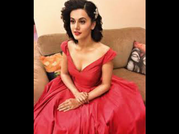 tapsee-pannu-on-awards