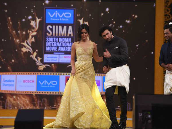 ranbir-kapoor-and-katrina-kaif-attend-siima-awards