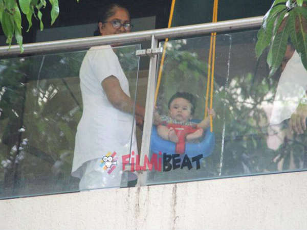 kareena-kapoor-baby-taimur-ali-khan-spotted-enjoying-swing-in-house