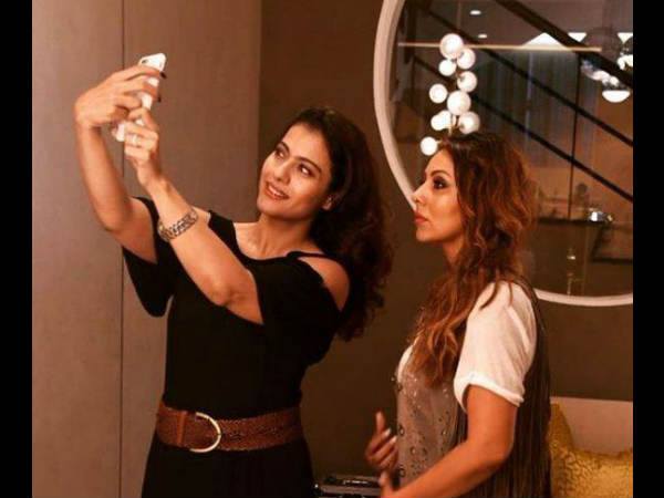kajol-clicks-a-selfie-with-gauri-khan-at-her-new-store