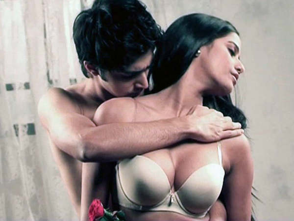 adult-intimate-scene-10-bollywood-movies adult-intimate-scene-10-bollywood-movies