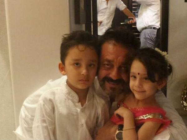 i-just-pray-that-my-son-doesn-t-turn-to-be-like-me-sanjay-dutt