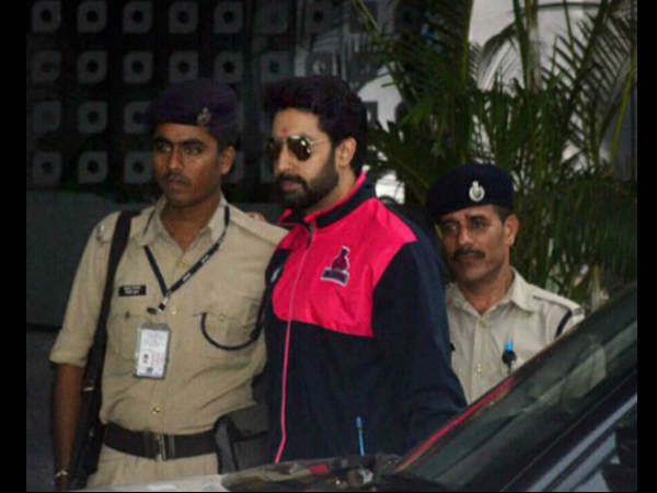 bachchan-family-leaves-for-maldives-to-celebrate-amitabh-bachchan-75th-birthday