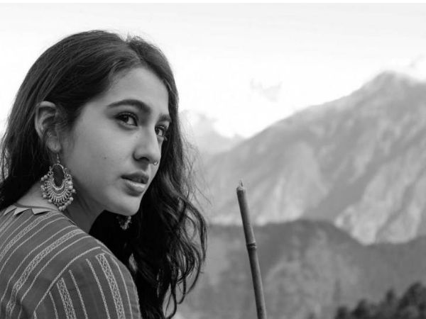 sara-ali-khan-might-play-irrfan-khan-s-daughter-hindi-medium-sequel