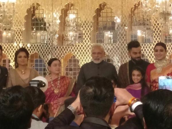 prime-minister-narendra-modi-reaches-virat-kohli-anushka-sharma-wedding-reception