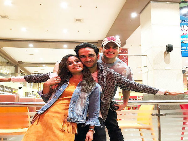 hina khan,vikas gupta