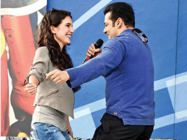 katrina-kaif-isabelle-kaif-shoot-a-bridal-cover-see-modelling-pics katrina-kaif-isabelle-kaif-shoot-a-bridal-cover-see-modelling-pics