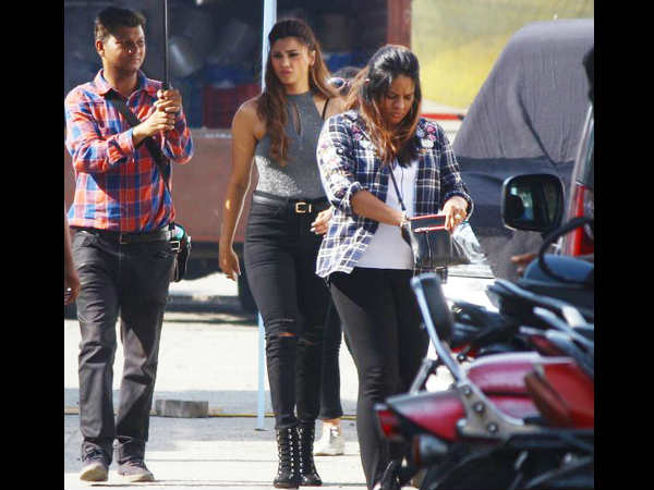 salman-khan-jacqueline-fernandez-daisy-shah-shoot-race-3-in-mumbai