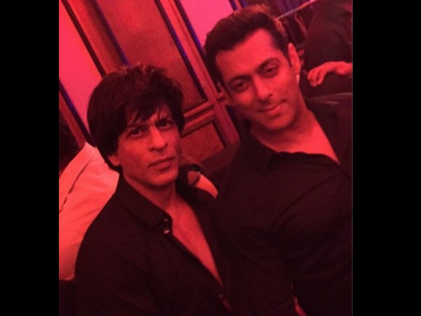 when-shahrukh-khan-came-support-salman-khan-s-criminal-activities