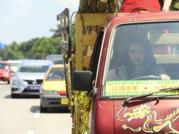 sonakshi sinha, happy phirr bhag jayegi, सोनाक्षी सिन्हा, हैप्पी फिर भाग जाएगी