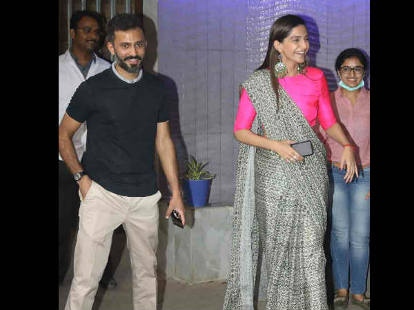 sonam-kapoor-wedding-rituals-arjun-kapoor-varun-dhawan-jacqueline-dhol-dance