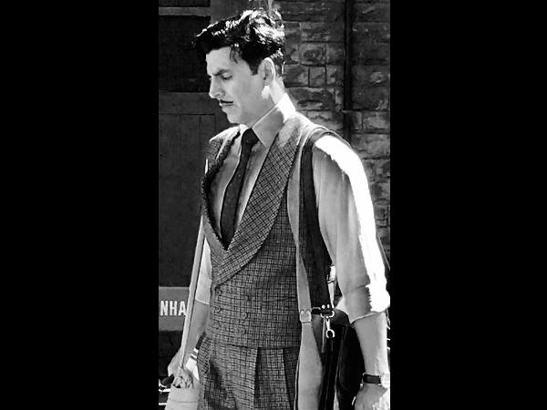 akshay kumar, gold, mouni roy, अक्षय कुमार, गोल्ड, मौनी रॉय