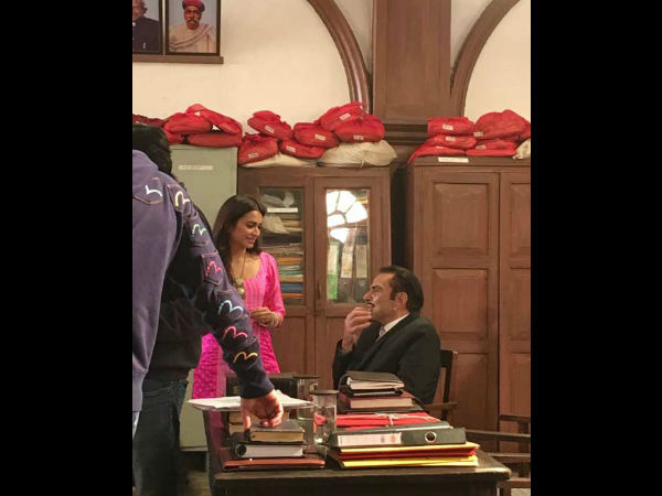 kriti kharbanda, yamla pagla deewana phir se, dharmendra, shatrughan sinha, sunny deol, bobby deol, कृति खरबंदा, यमला पगला दीवाना फिर से, धर्मेंद्र, शत्रुघ्न सिन्हा, सनी देओल, बॉबी देओल