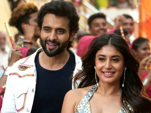 mitron-review-and-rating-jackky-bhagnani-kritika-kamra