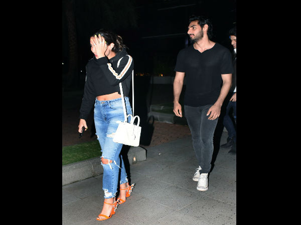 ahaan shetty, suniel shetty, अहान शेट्टी, सुनील शेट्टी