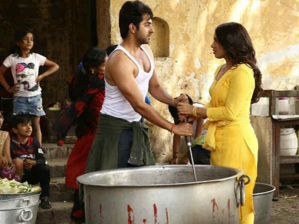 ayushmann-khurrana-bhumi-pednekar-film-shubh-mangal-saavdhan-clocks-1-year-10-low-budget-hit-films ayushmann-khurrana-bhumi-pednekar-film-shubh-mangal-saavdhan-clocks-1-year-10-low-budget-hit-films