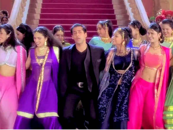 shahrukh-kajol-rani-mukerji-celebrate-20-years-kuch-kuch-hota-hai-sans-salman-khan