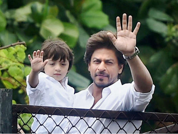 अबराम ने फ़िल्म देखी? उसका कैसा रिएक्शन रहा? 