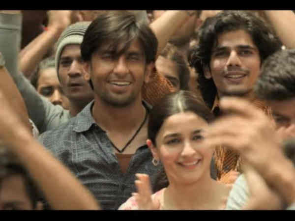 gully-boy-movie-review-and-rating-ranveer-singh-alia-bhatt