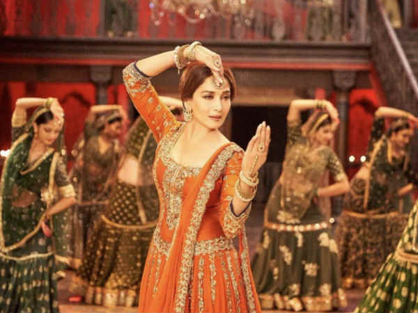 kalank-movie-review-abhishek-varman-dharma-productions