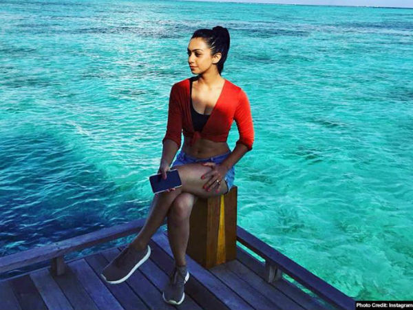 Abigail pande Abigail pande