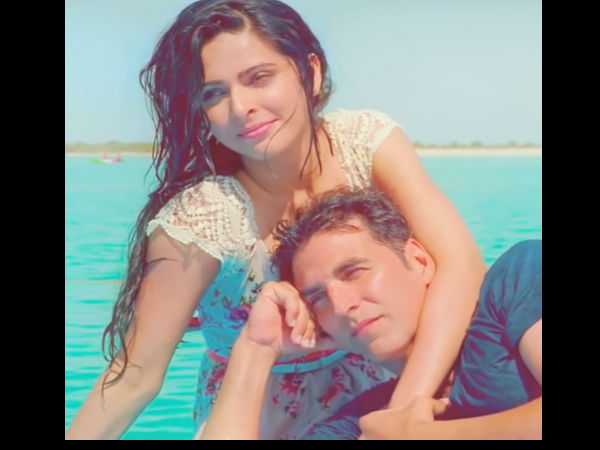 madhurima tuli ,Akshay Kumar, madhurima tuli ,Akshay Kumar,