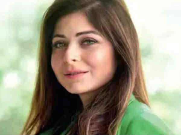 corona-positive-kanika-kapoor-deletes-her-social-post-admitting-she-tested-positive-for-covid-19