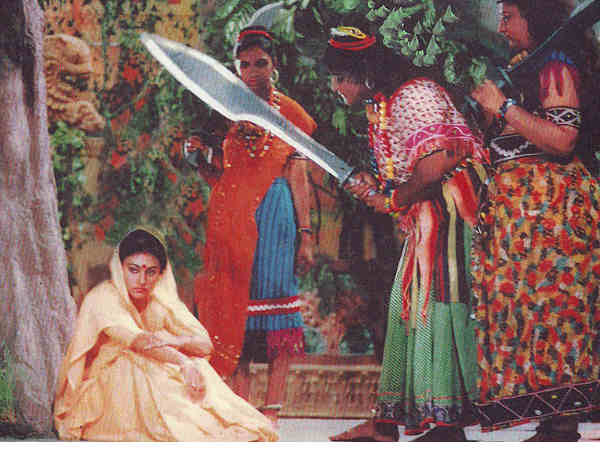 ramayan-trijata-is-not-ayushmann-khurrana-s-mother-in-law-confirms-dipika-chikhlia