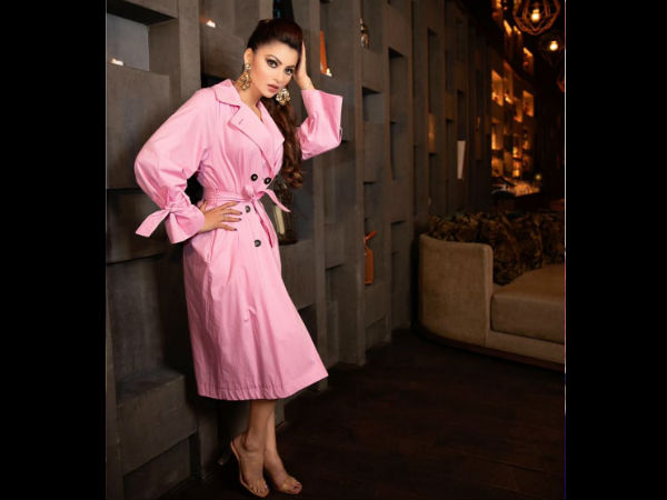 urvashi rautela, उर्वशी रौतेला urvashi rautela, उर्वशी रौतेला