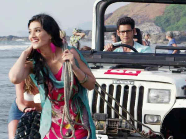 kriti-sanon-s-old-amul-ad-goes-live-on-doordarshan-again-after-ramayan-mahabharat kriti-sanon-s-old-amul-ad-goes-live-on-doordarshan-again-after-ramayan-mahabharat