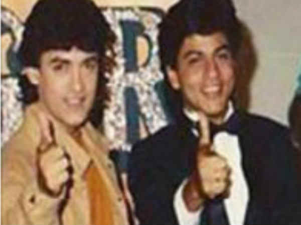when-aamir-khan-blogged-shahrukh-is-licking-my-feet-and-is-stinking when-aamir-khan-blogged-shahrukh-is-licking-my-feet-and-is-stinking